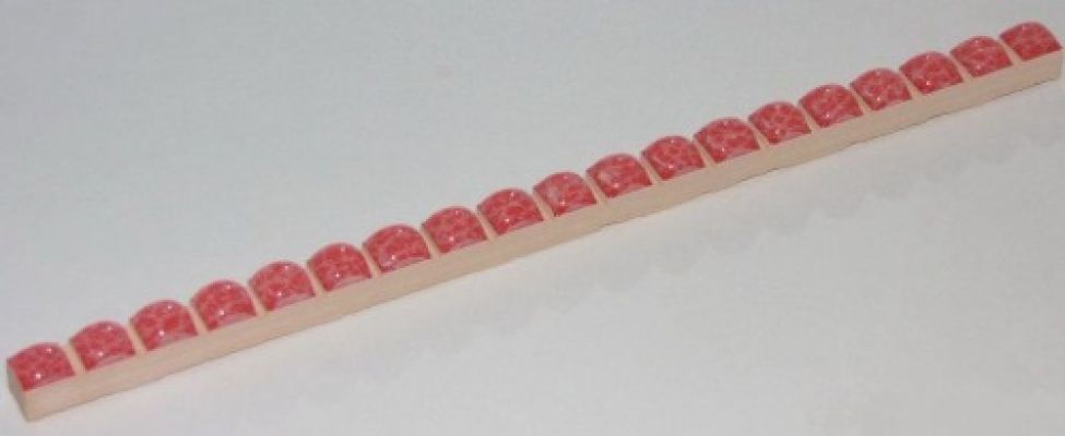 Бусинка бордюр красный 1.3х25