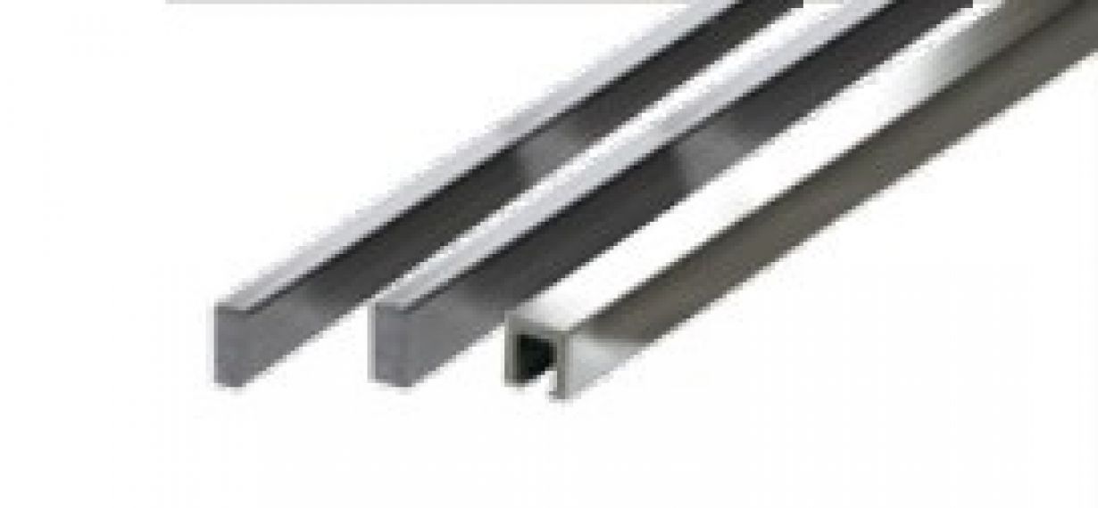 114582 PROFILI ALLUMINIO ARGENTO 1х75