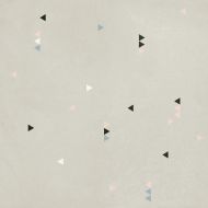 4100519 Triangles 15x15