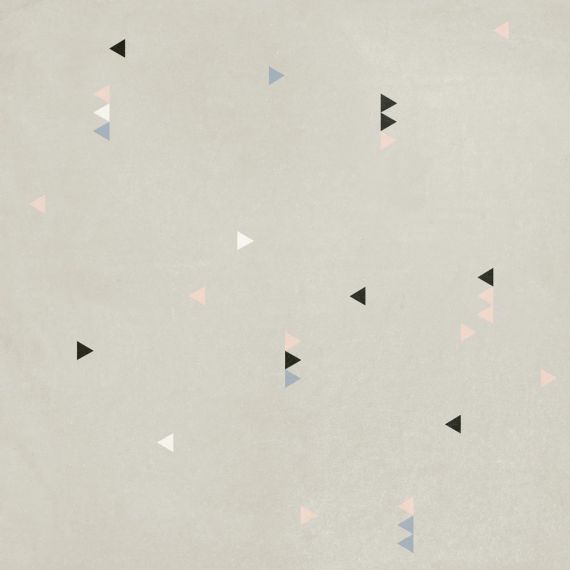 4100519 Triangles 15x15