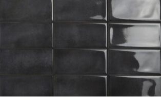512071 BE IN BLACK 10X20