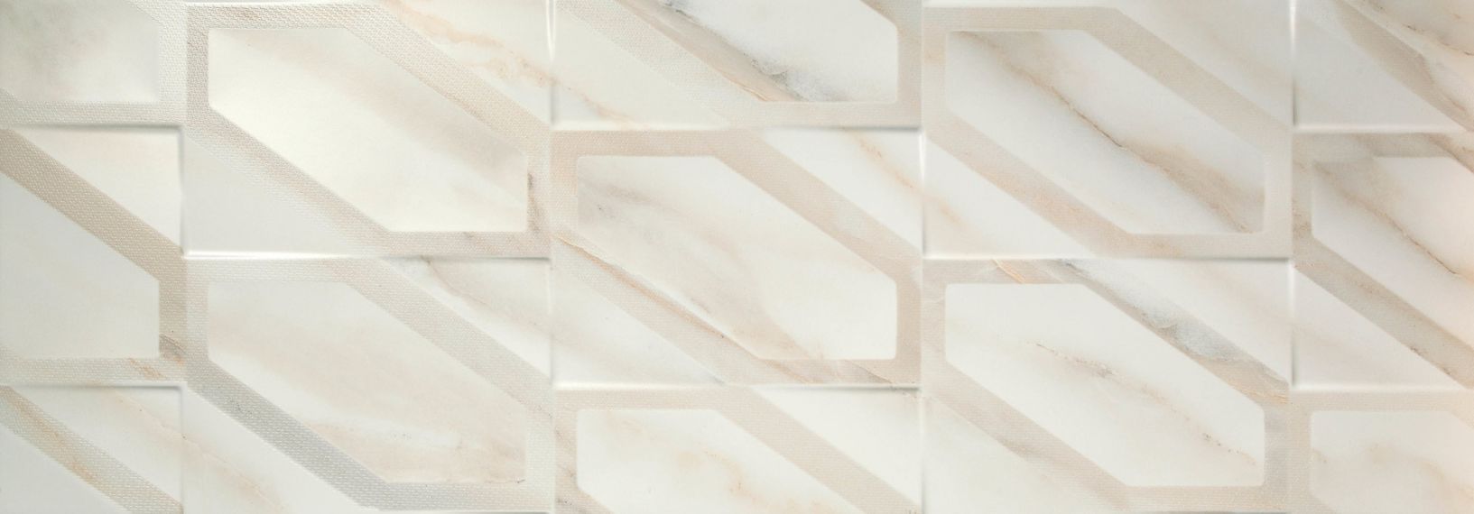 Calacatta Hexa Matt 31.6x90