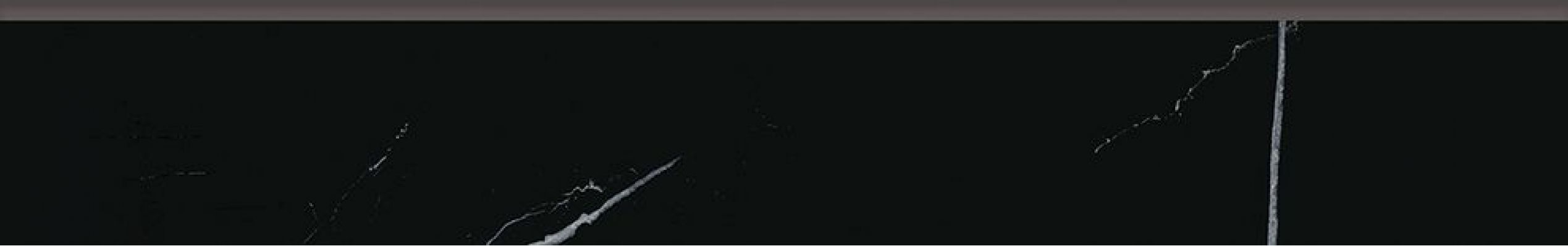 DSAS4833 FLASH skirting black matt 60x9.5