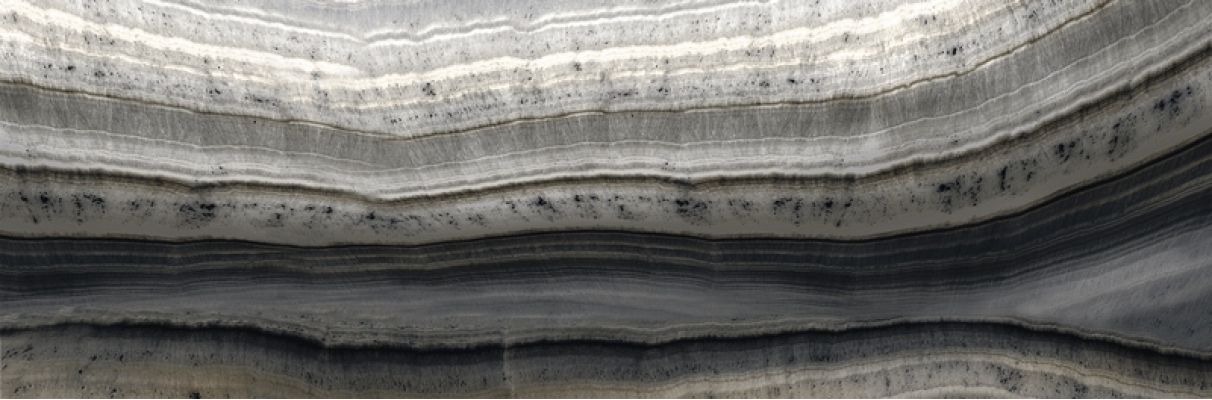 K-1052/LR Arris Black Brown 20x60