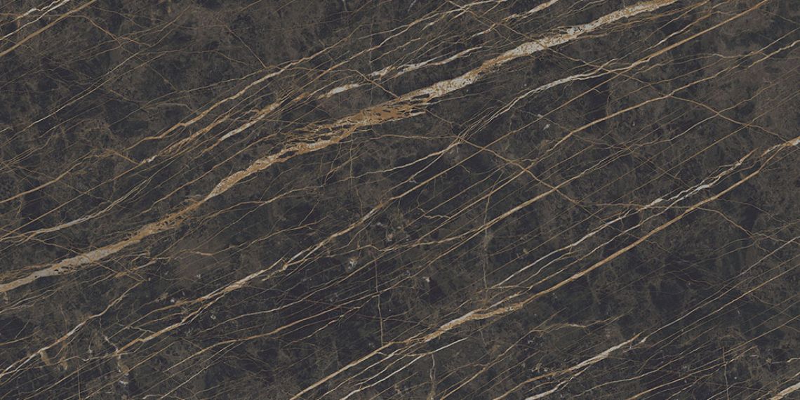 LAMFF00481_IT I Naturali Noir Desir Luc 1620x3240x5.5