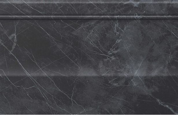 LVAN Marvel Noir S.Laurent Alzata 20x30.5