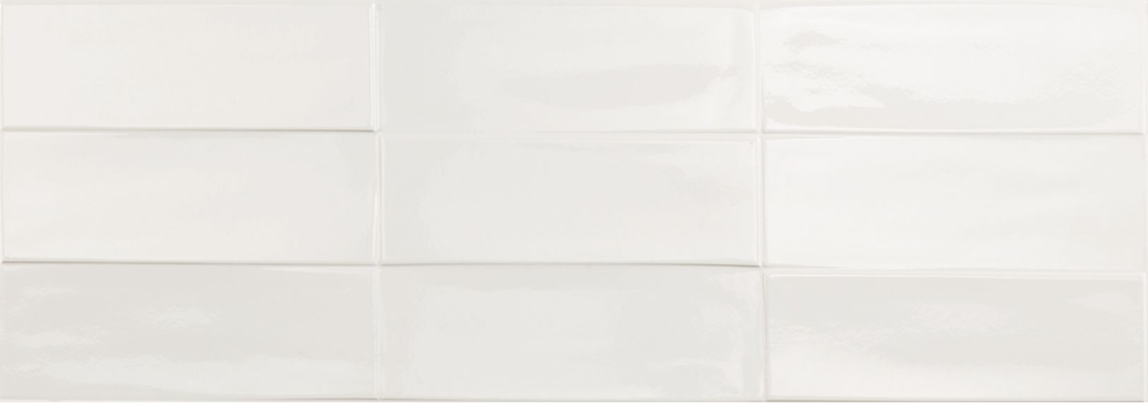 P34709011 Retro Studio White 31.6x90
