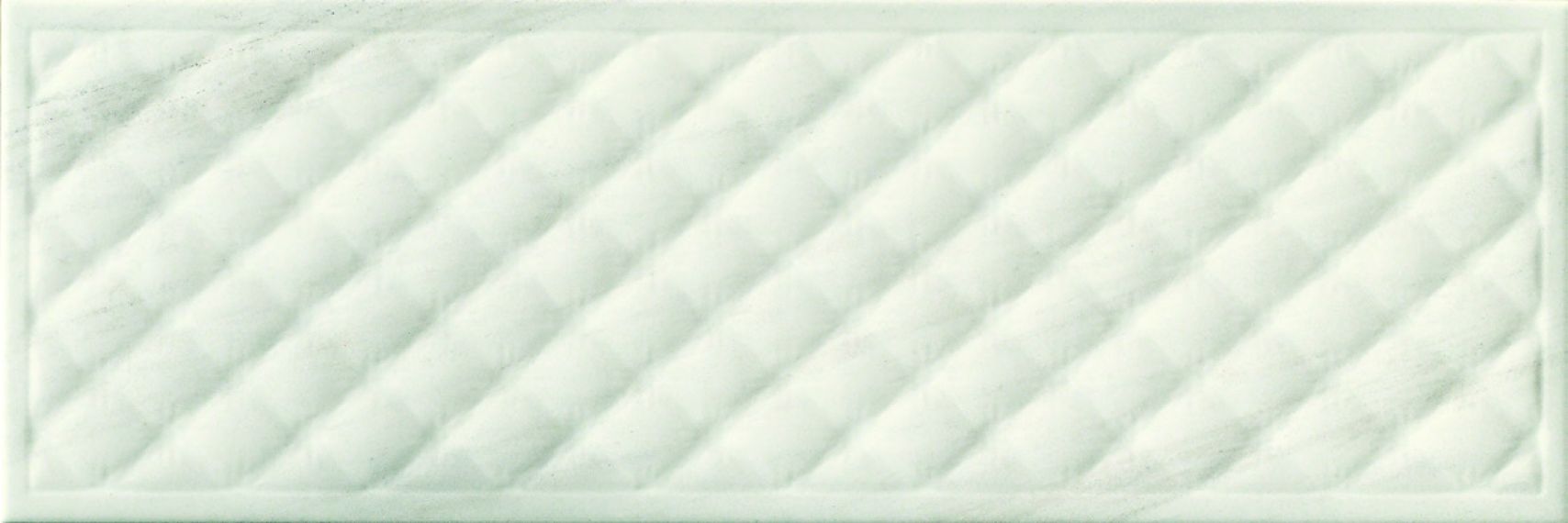 PRWC010 Preciouswall Statuario Capitone 25x75