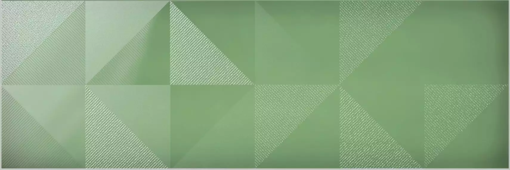 562253 SLIDE Dec. Emerald 20x60