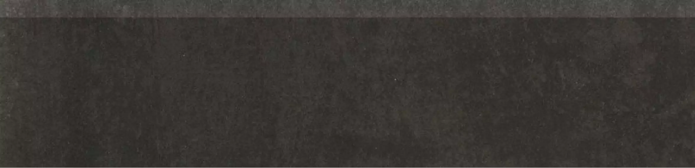 DSAJ8603 CONCEPT skirting black 30x7,2