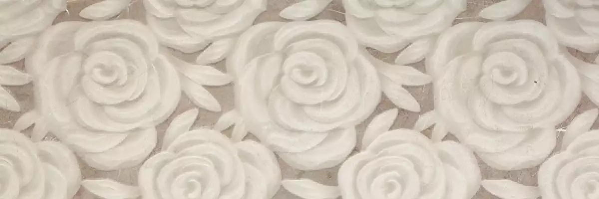 Lyon 9535 Crema Relieve Rose Rectificado 30x90