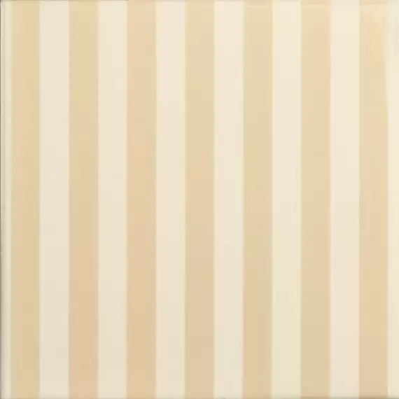 NOBLESSE MARFIL 20*20
